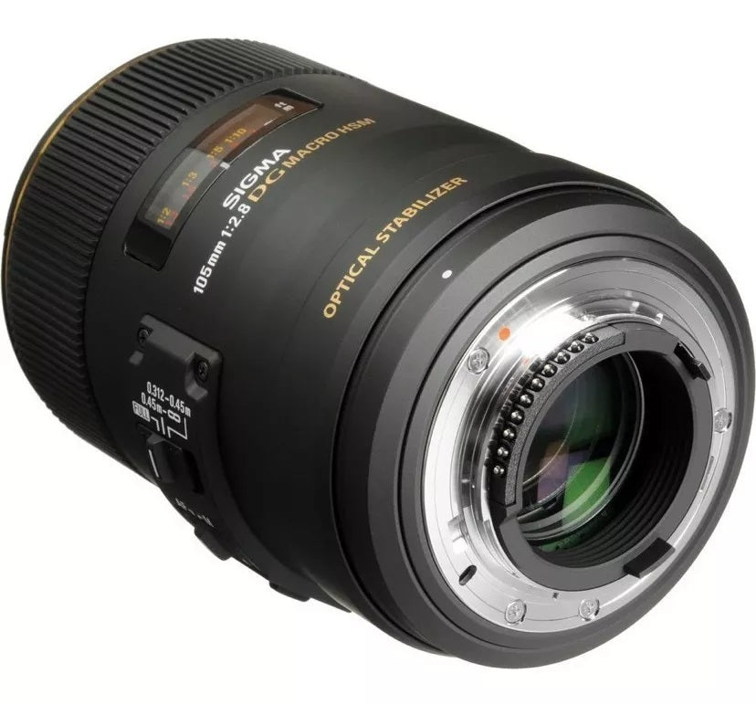 LENTE MACRO CANON SIGMA DG 105mm F/2.8  / COMPATÍVEL E INDICADA PARA A LINHA CANON ( GARANTIA DE FÁBRICA )