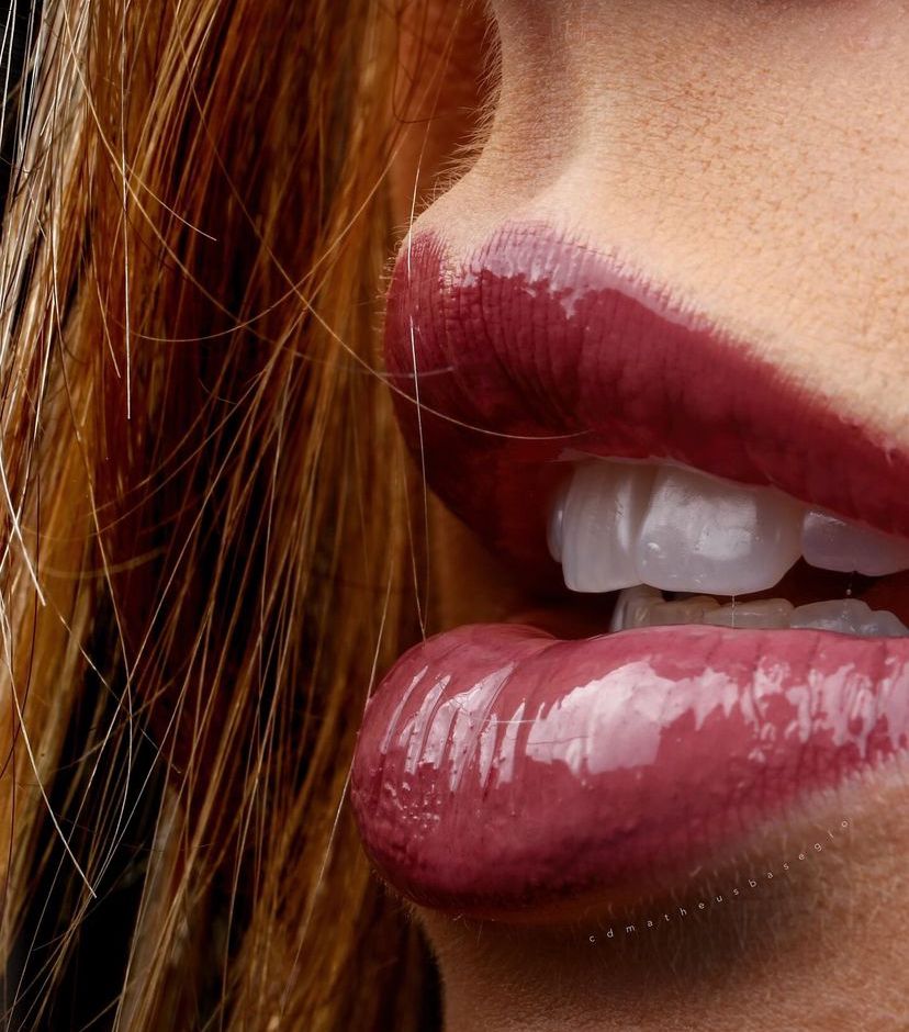 KIT 16 - CÂMERA PROFISSIONAL R100 MIRRORLESS + LENTE MACRO CANON RF 85MM + EST. FOTOGRÁFICO + FLASH YONGNUO